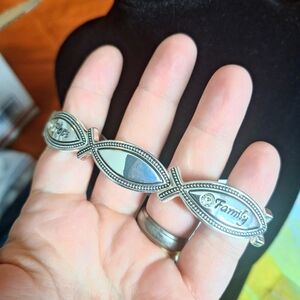 BELK INSPIRATIONAL BRACELET NWT  GIFTABLE